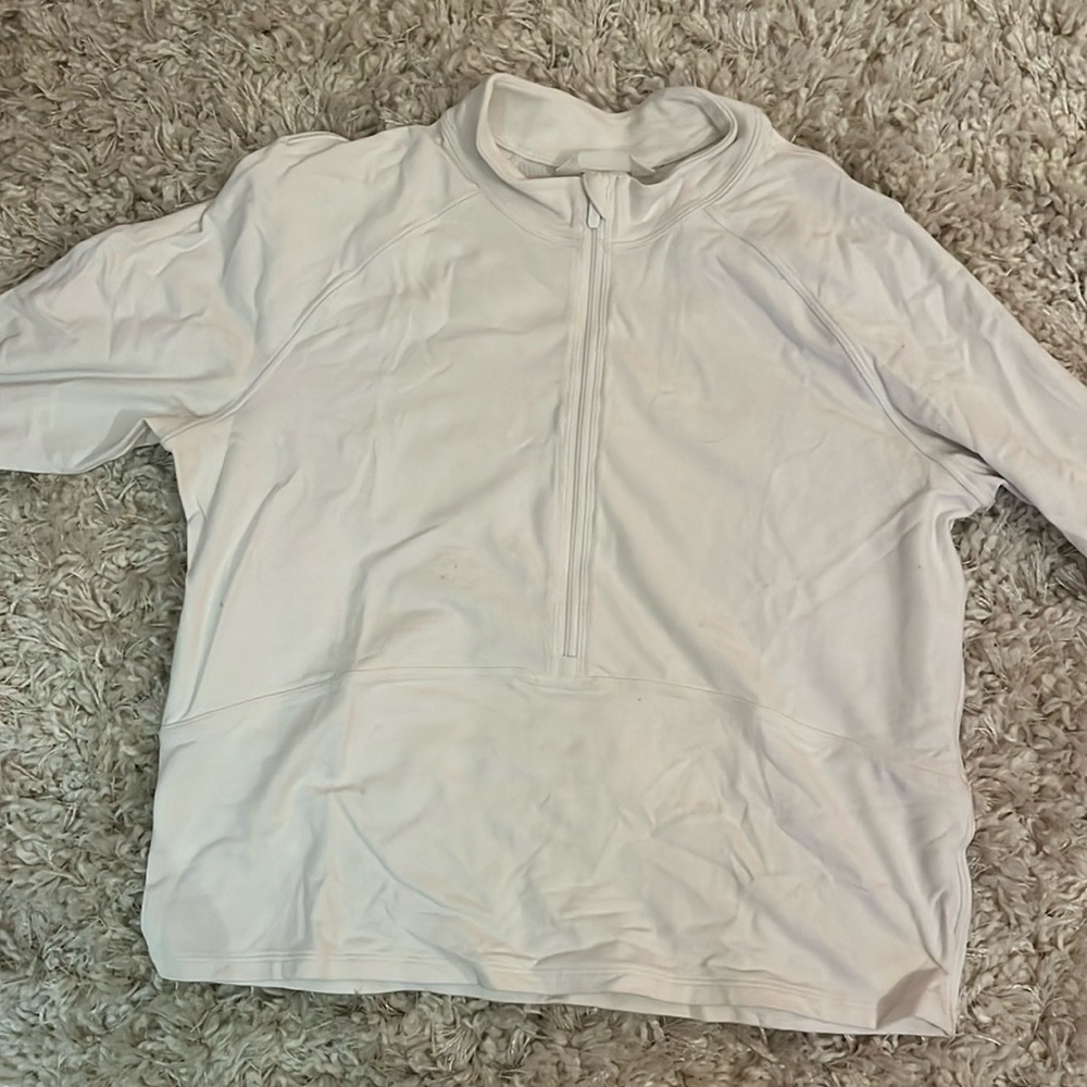 Lululemon quarters zip, good for working out/activty